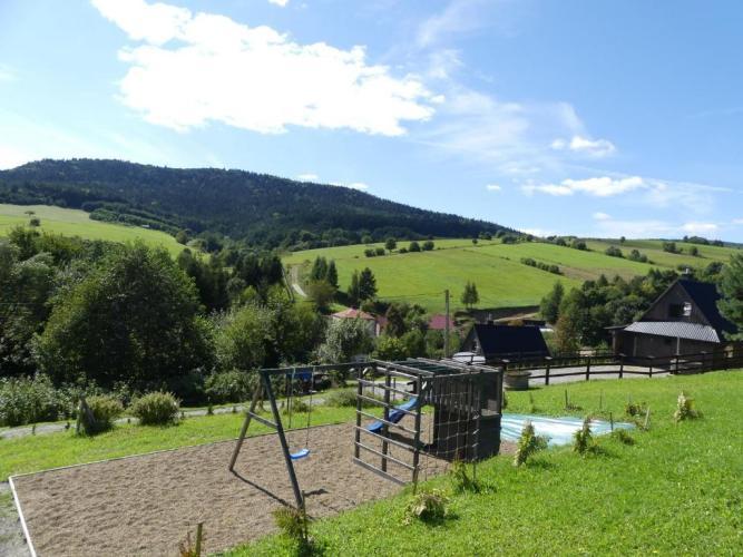 Szare Domki Z Widokiem Zmigrod Nowy Quarto foto